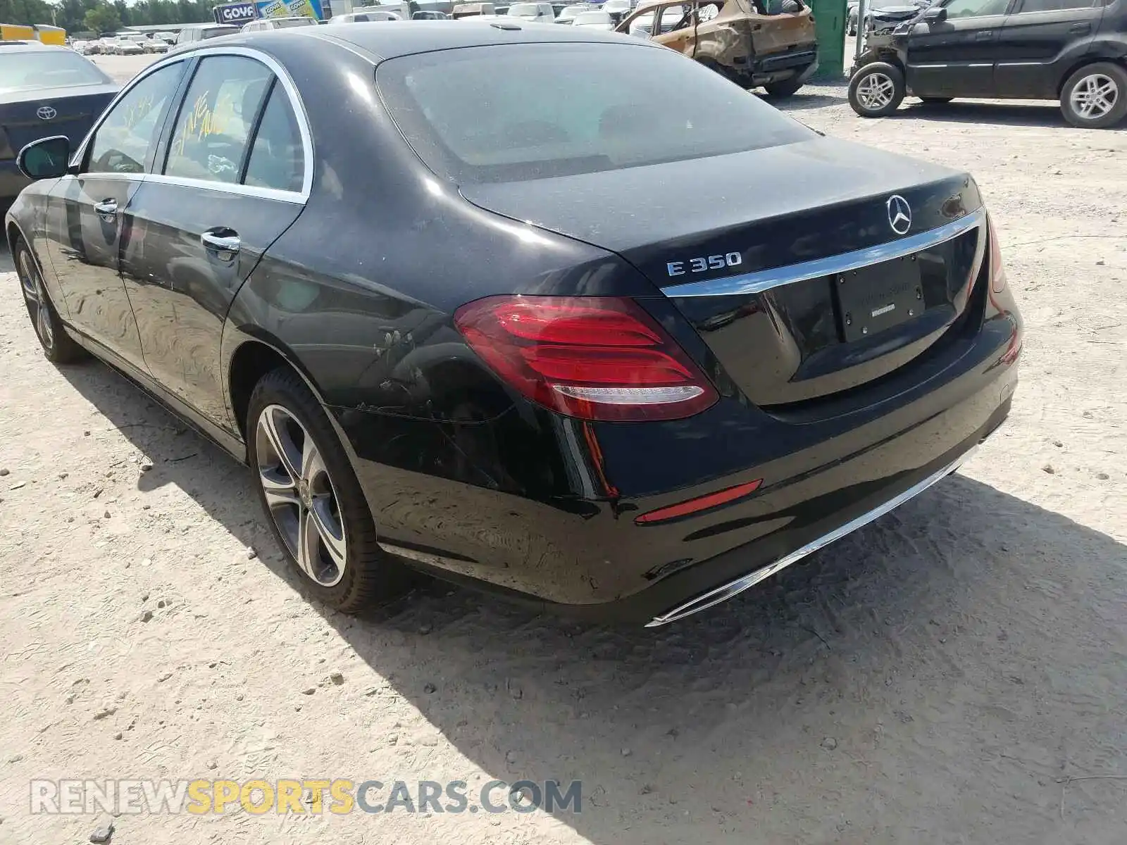 3 Photograph of a damaged car WDDZF8DB1LA735395 MERCEDES-BENZ E CLASS 2020