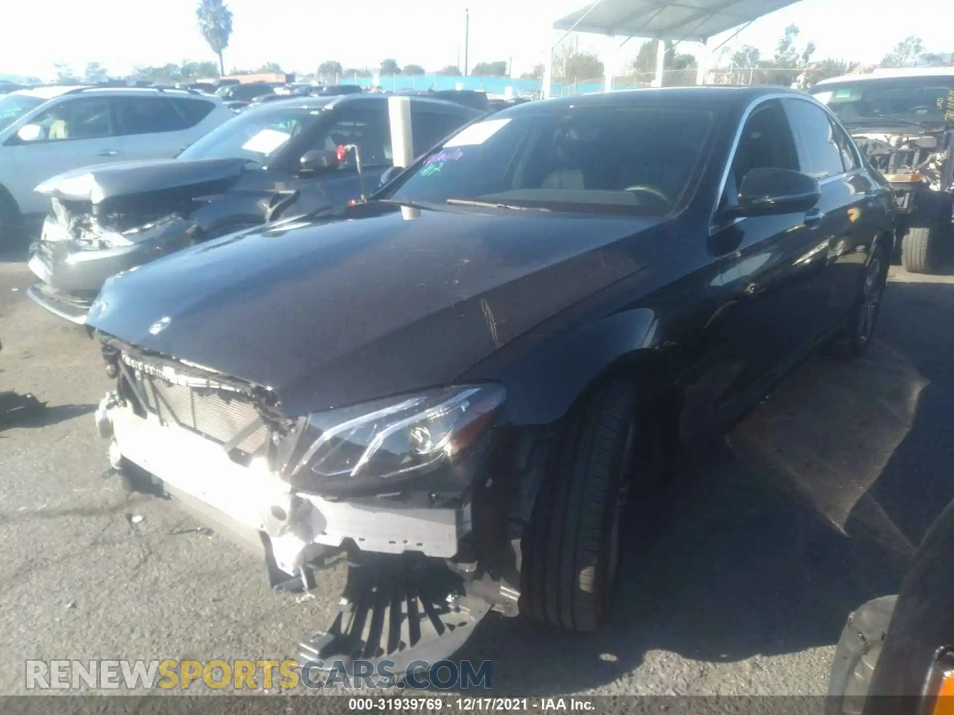 2 Photograph of a damaged car WDDZF8DB2LA751718 MERCEDES-BENZ E-CLASS 2020