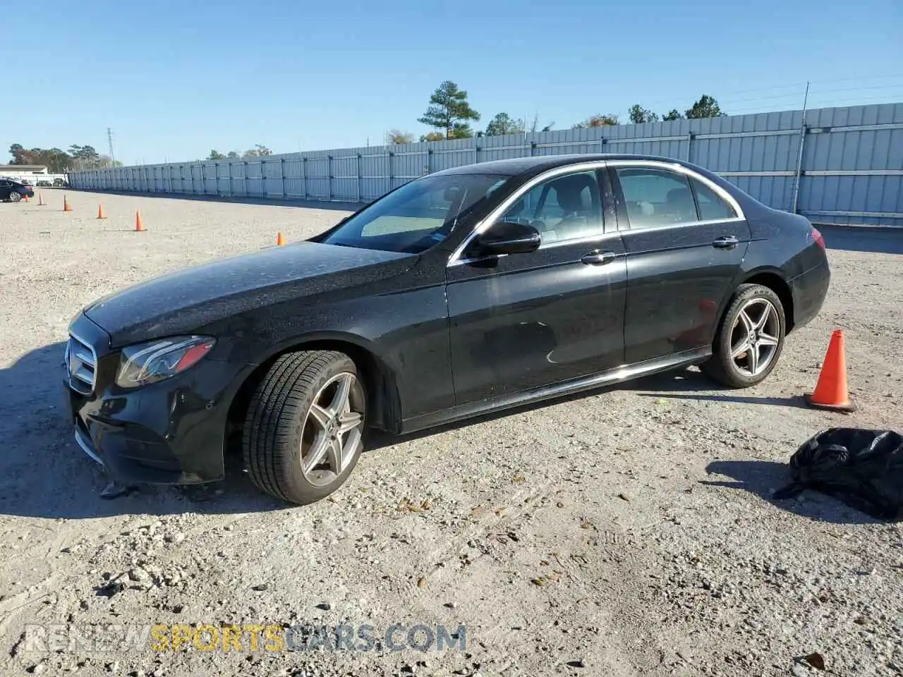 1 Photograph of a damaged car WDDZF8DB3LA716542 MERCEDES-BENZ E-CLASS 2020
