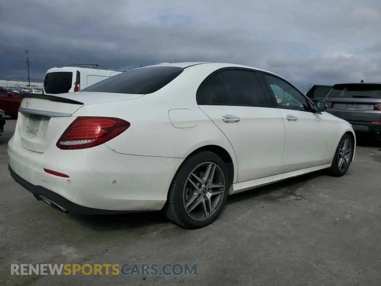 3 Photograph of a damaged car WDDZF8DB3LA725659 MERCEDES-BENZ E-CLASS 2020