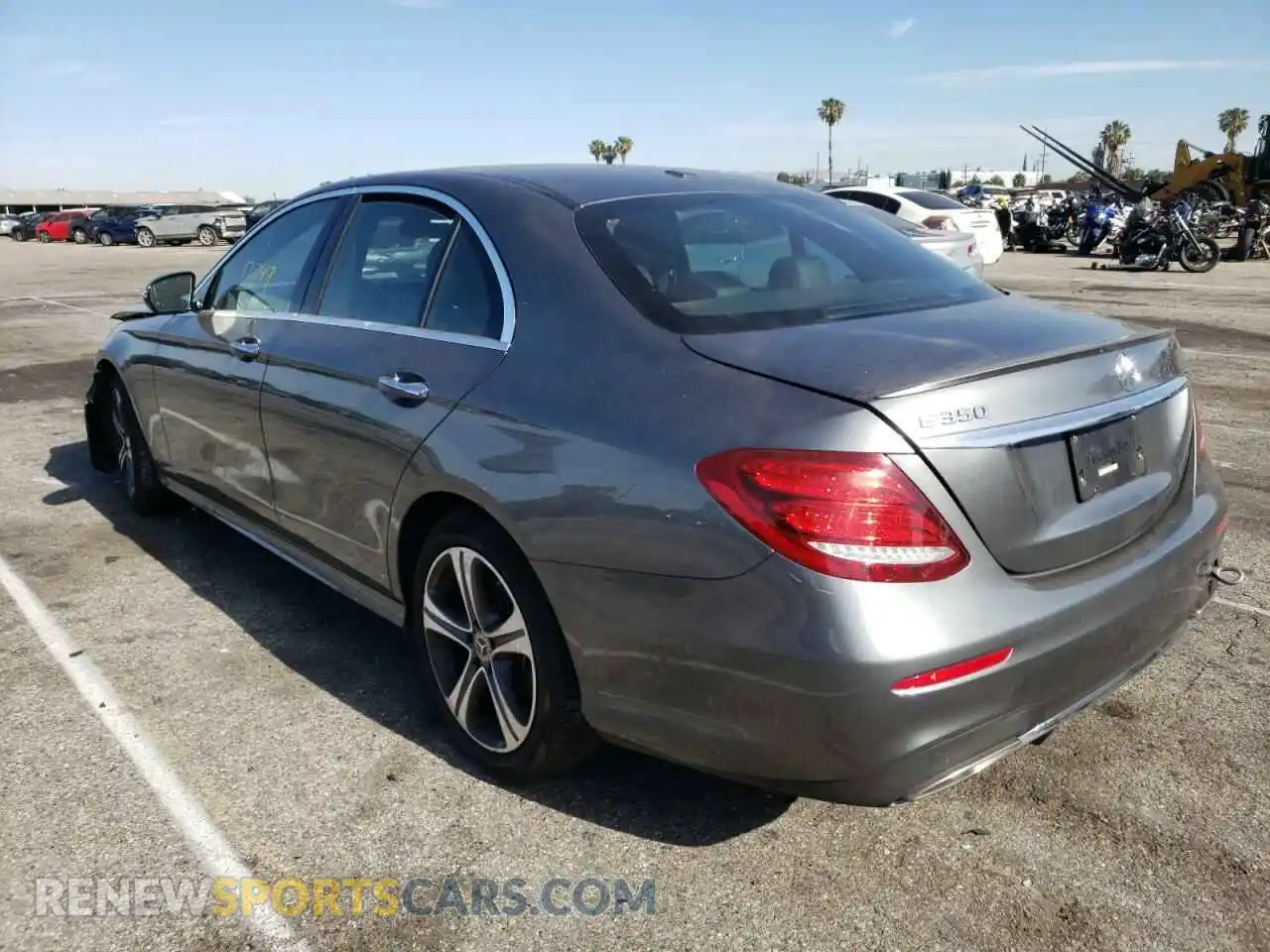 3 Photograph of a damaged car WDDZF8DB5LA717238 MERCEDES-BENZ E-CLASS 2020