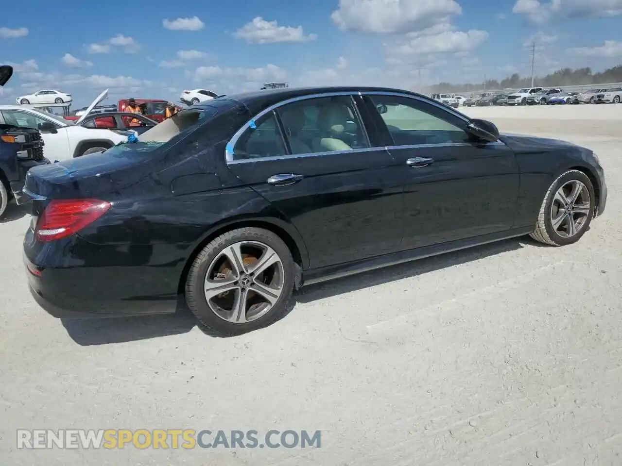 3 Photograph of a damaged car WDDZF8DB9LA706419 MERCEDES-BENZ E-CLASS 2020