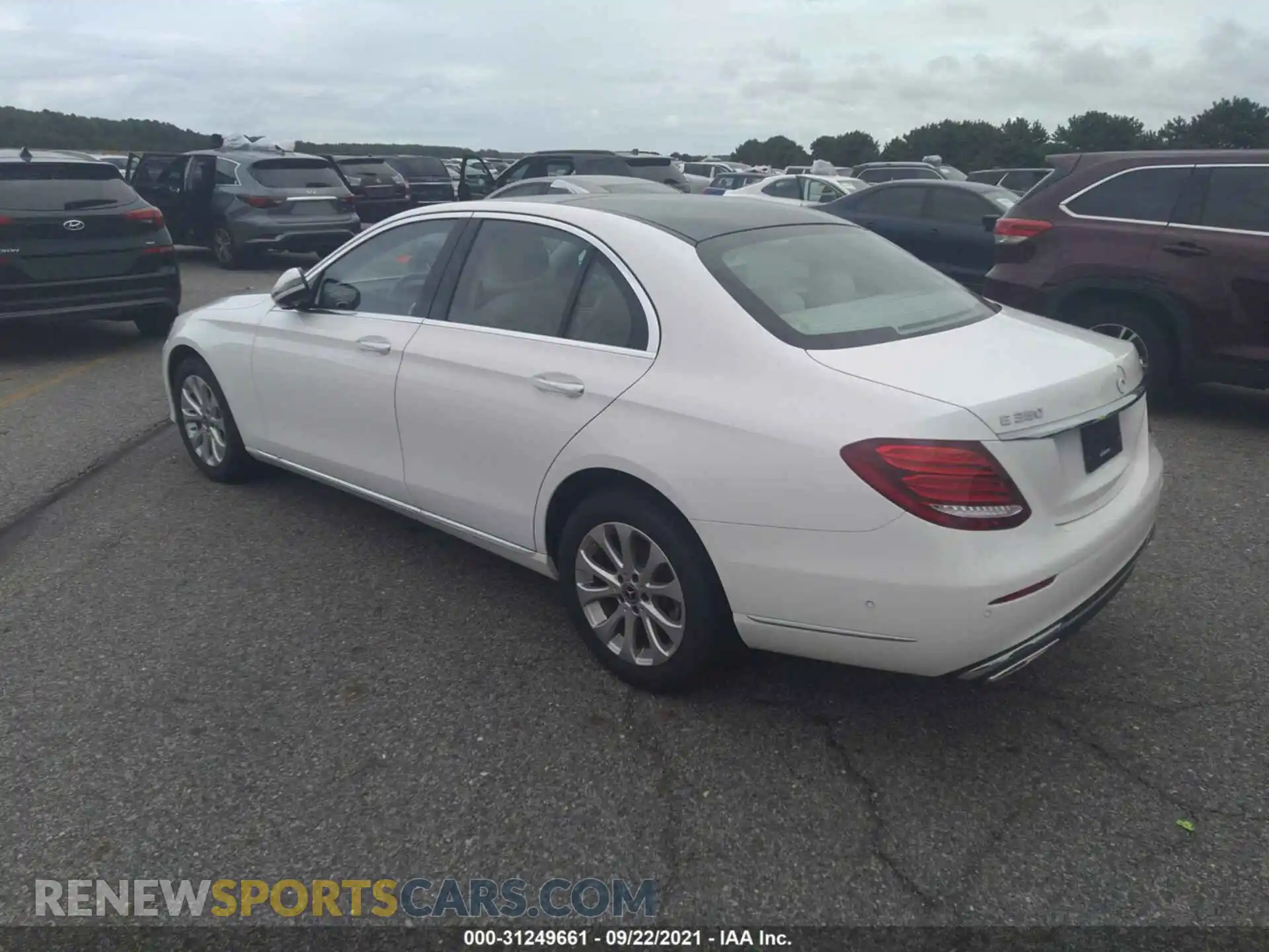 3 Photograph of a damaged car WDDZF8EB2LA740376 MERCEDES-BENZ E-CLASS 2020