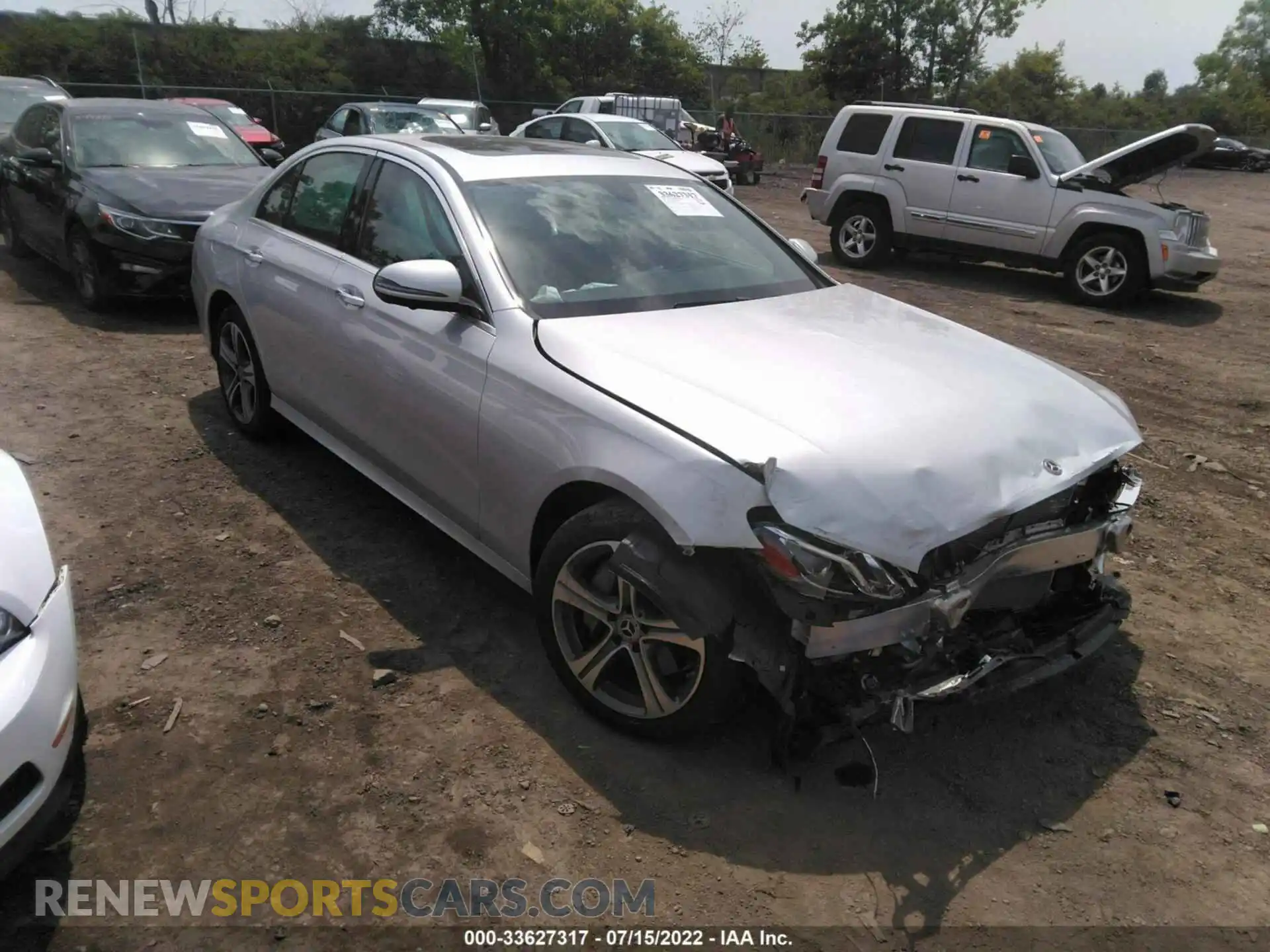 1 Photograph of a damaged car WDDZF8EB2LA742032 MERCEDES-BENZ E-CLASS 2020