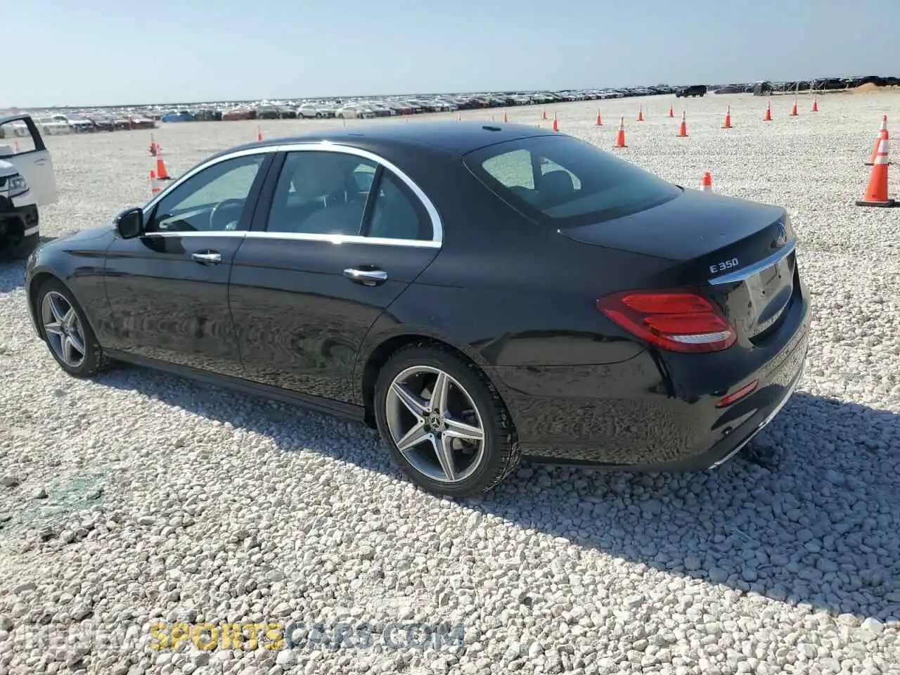 2 Фотография поврежденного автомобиля WDDZF8EB5LA724673 MERCEDES-BENZ E-CLASS 2020