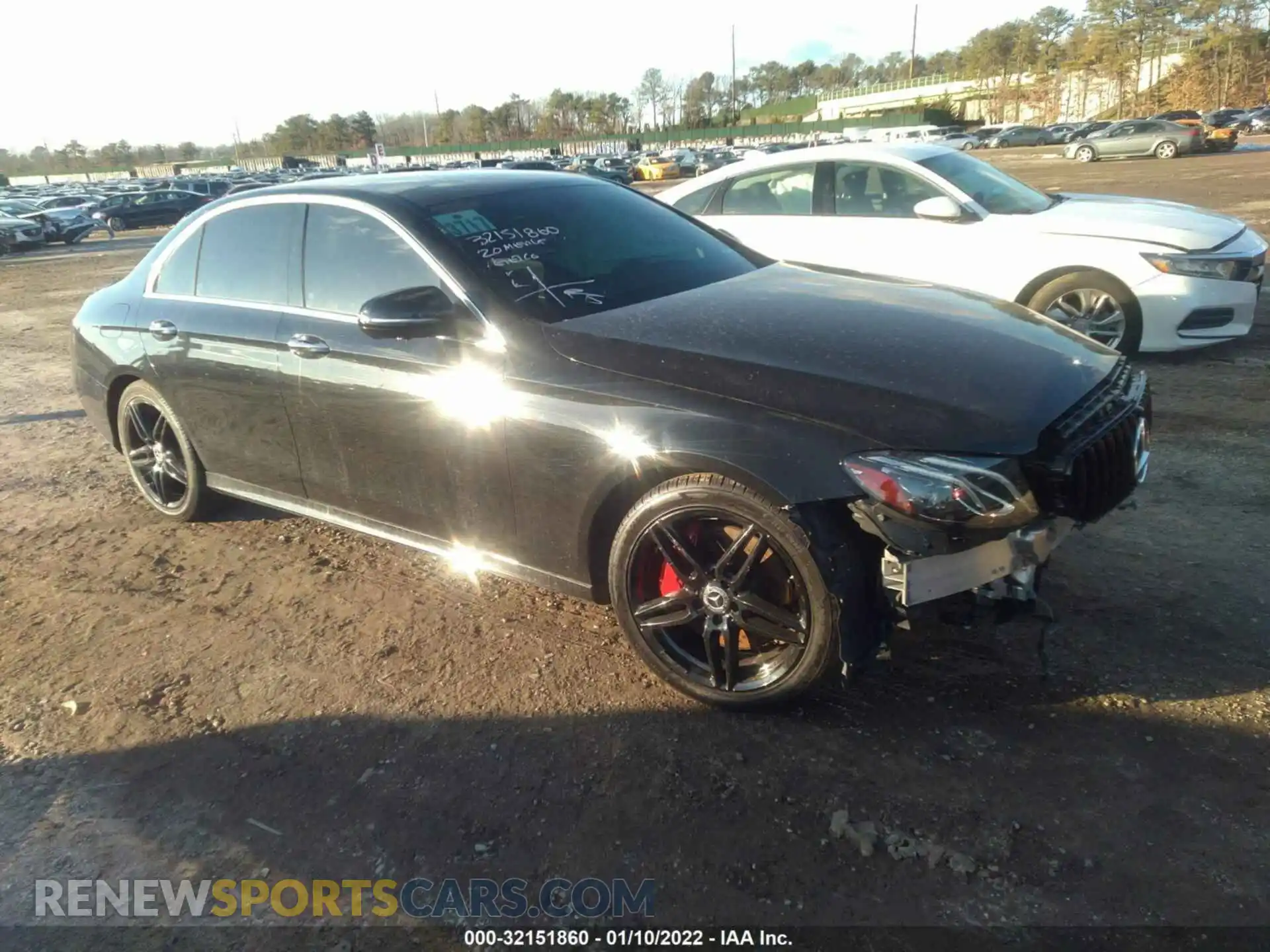 1 Photograph of a damaged car WDDZF8EB5LA735849 MERCEDES-BENZ E-CLASS 2020