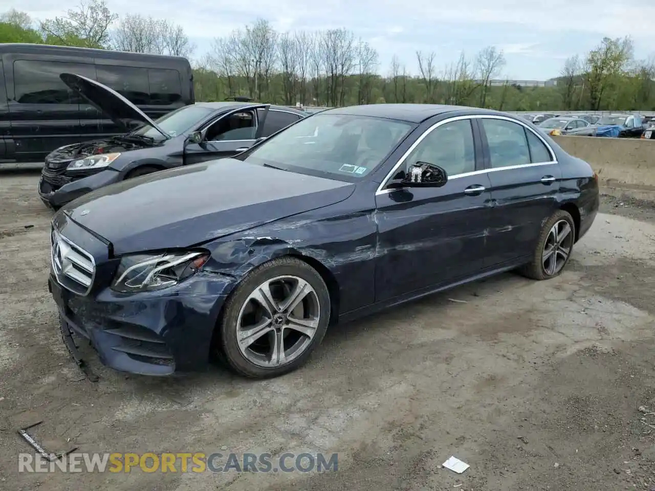 1 Photograph of a damaged car WDDZF8EB7LA748084 MERCEDES-BENZ E-CLASS 2020