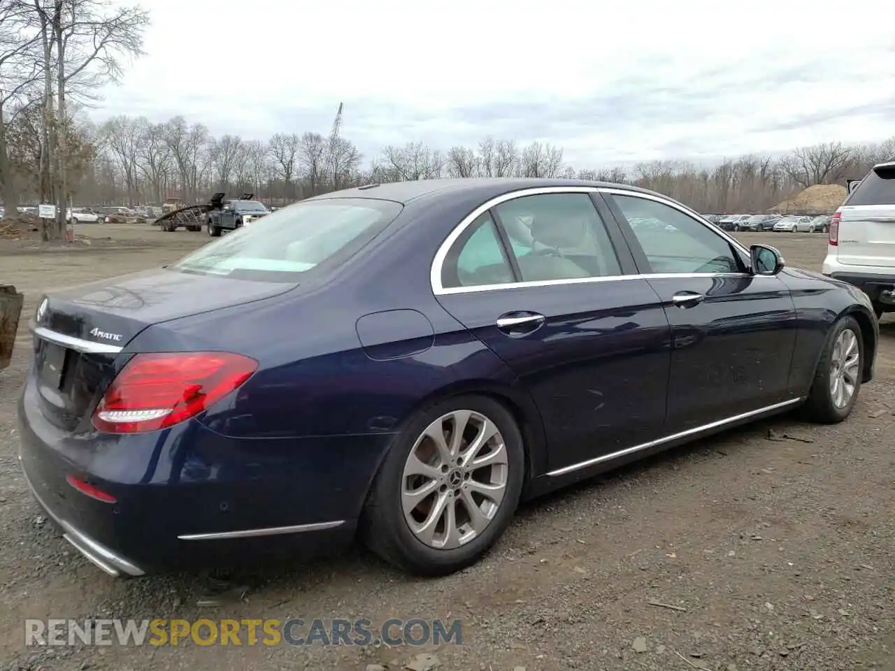 3 Photograph of a damaged car WDDZF8EB8LA735196 MERCEDES-BENZ E-CLASS 2020