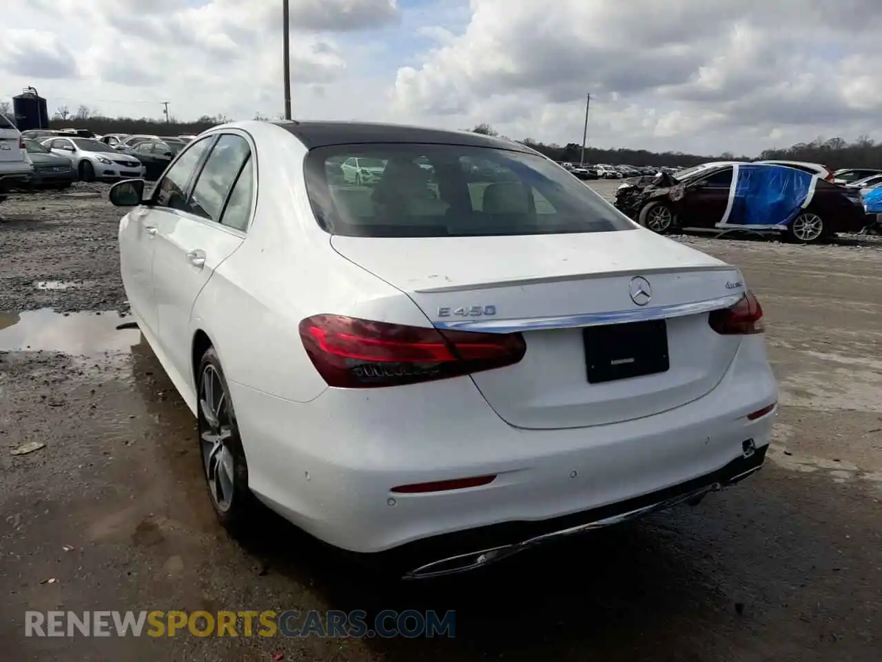 3 Photograph of a damaged car W1KZF5KB3MA906361 MERCEDES-BENZ E-CLASS 2021