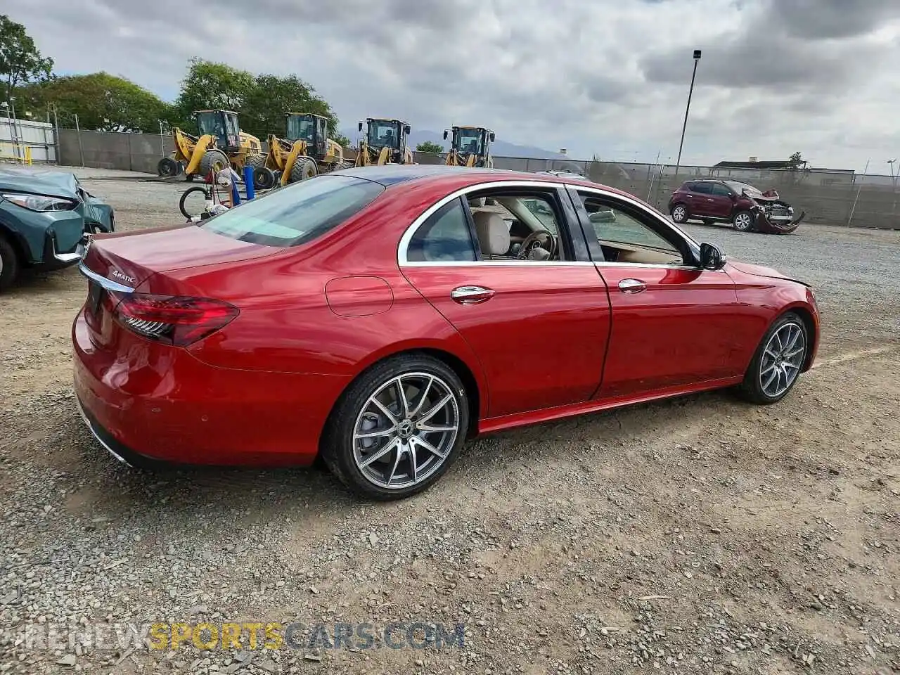 3 fotografías del automóvil dañado W1KZF5KB5MA927843 MERCEDES-BENZ E-CLASS 2021