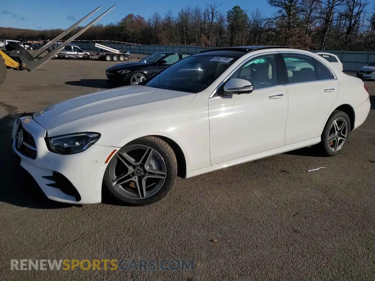 1 Photograph of a damaged car W1KZF5KB8MA886320 MERCEDES-BENZ E-CLASS 2021