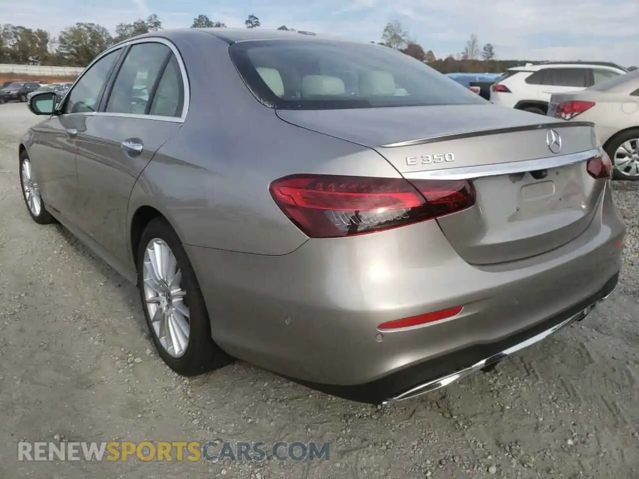 3 Photograph of a damaged car W1KZF8DB0MA889999 MERCEDES-BENZ E-CLASS 2021