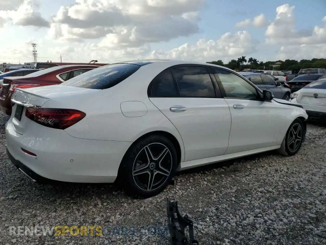 3 Photograph of a damaged car W1KZF8DB1MA921245 MERCEDES-BENZ E-CLASS 2021