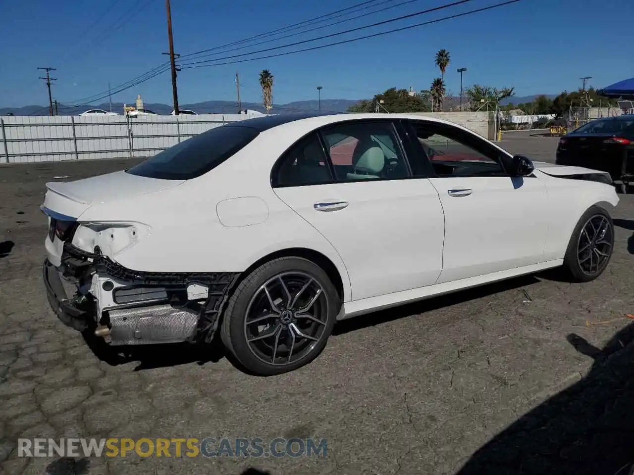 3 Photograph of a damaged car W1KZF8DB1MA922685 MERCEDES-BENZ E-CLASS 2021
