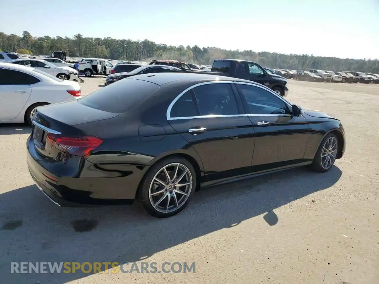 3 Photograph of a damaged car W1KZF8DB3MA969510 MERCEDES-BENZ E-CLASS 2021