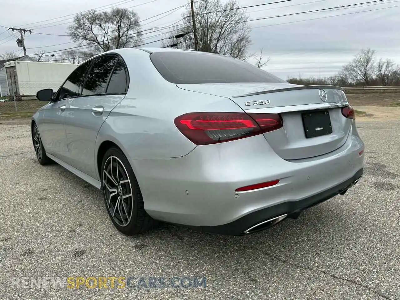 3 Photograph of a damaged car W1KZF8DB4MA920140 MERCEDES-BENZ E-CLASS 2021