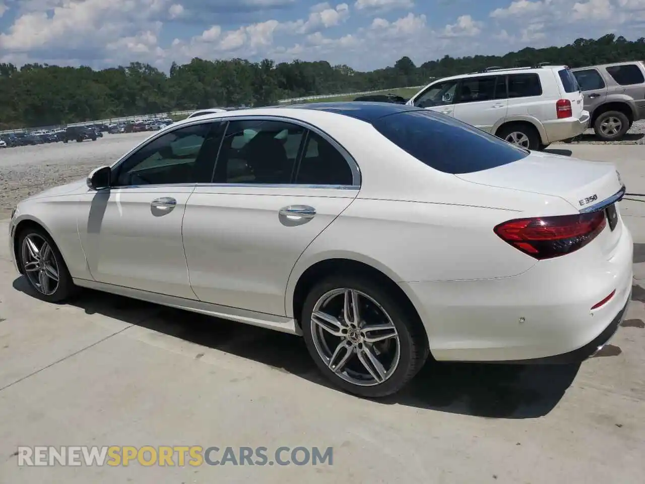 2 Photograph of a damaged car W1KZF8DB4MA921501 MERCEDES-BENZ E-CLASS 2021
