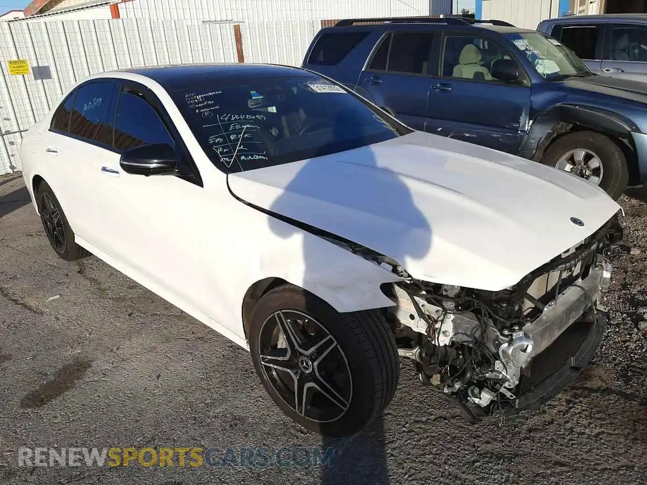 1 fotografías del automóvil dañado W1KZF8DB4MA958922 MERCEDES-BENZ E-CLASS 2021