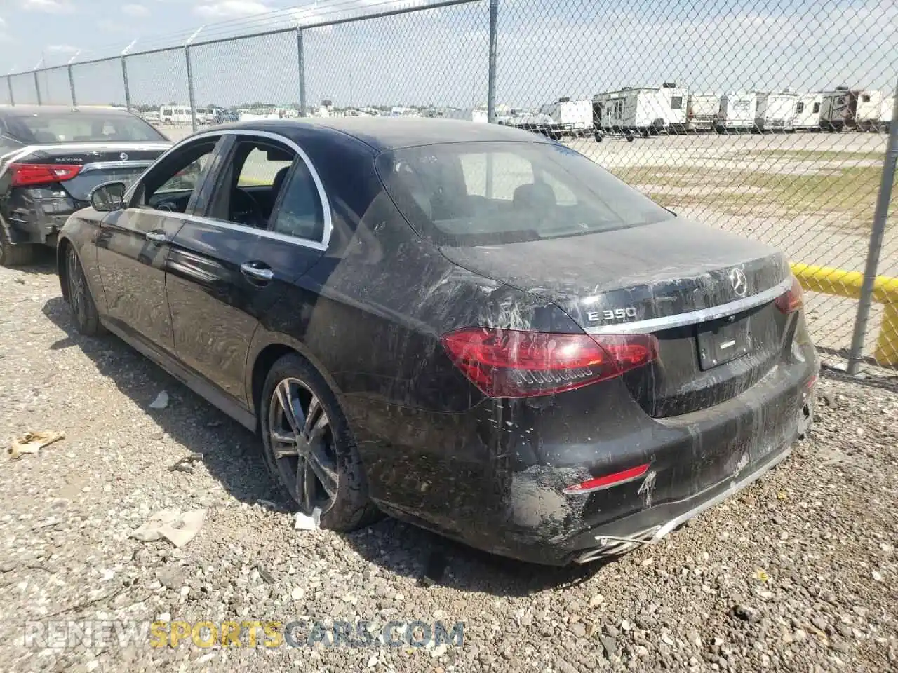 3 Photograph of a damaged car W1KZF8DB7MA923145 MERCEDES-BENZ E-CLASS 2021