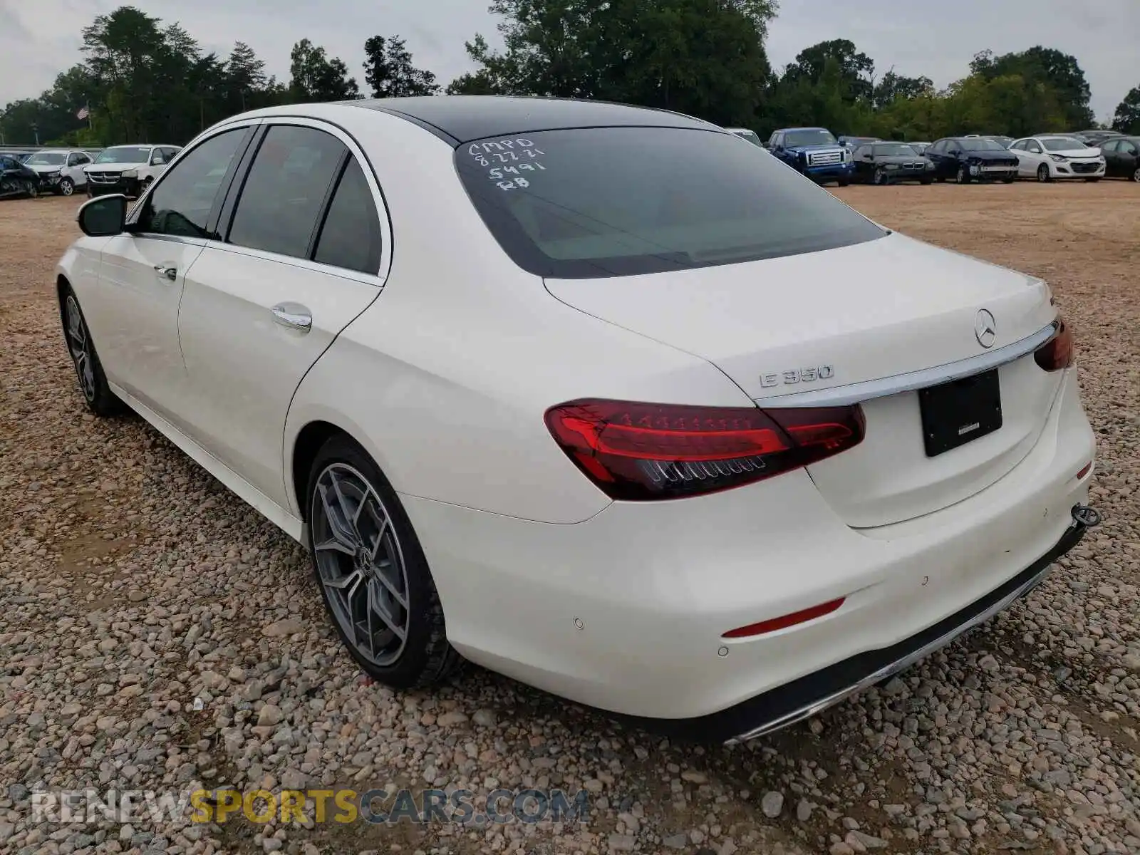 3 Photograph of a damaged car W1KZF8DB9MA865491 MERCEDES-BENZ E-CLASS 2021