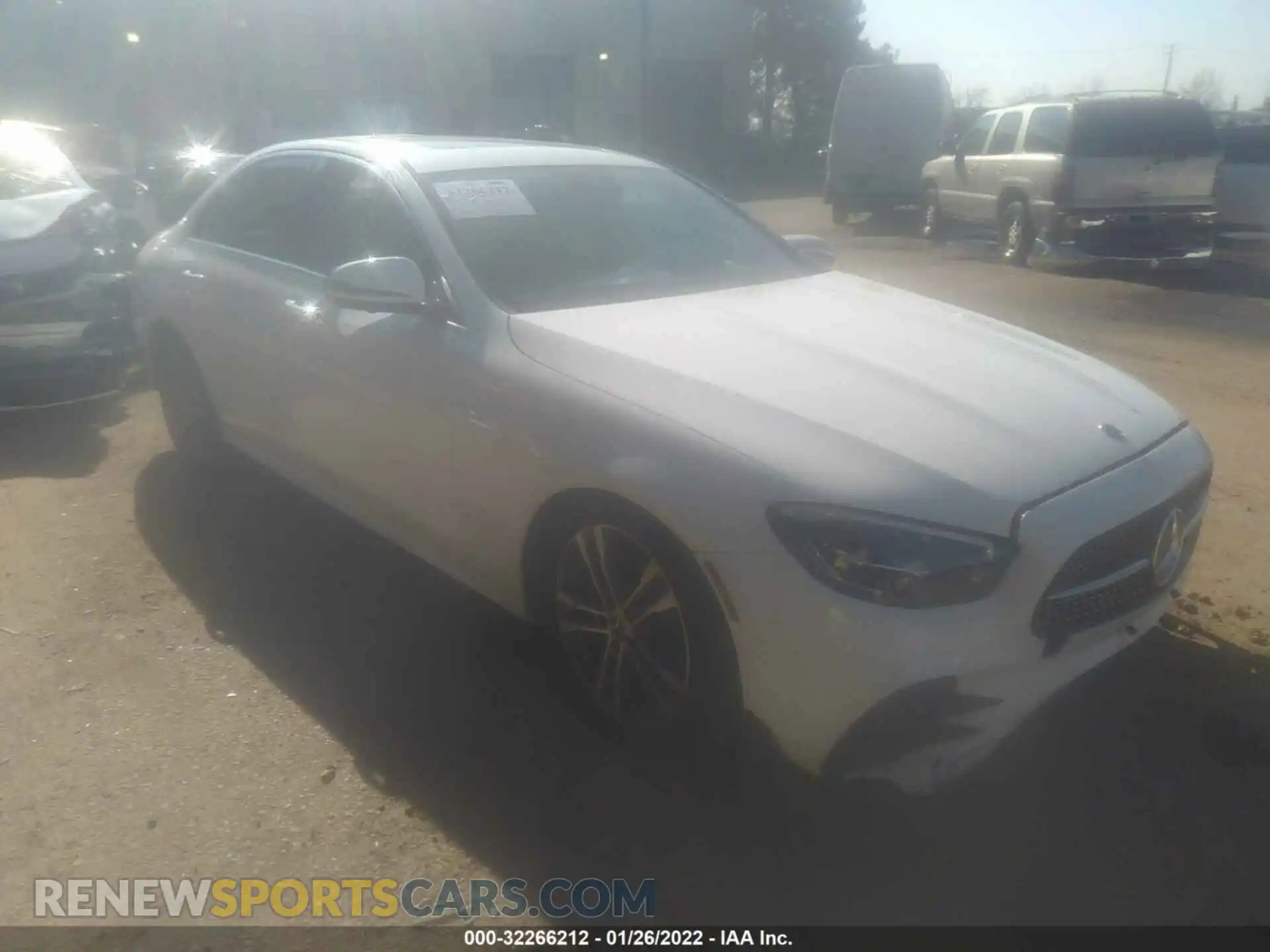 1 Photograph of a damaged car W1KZF8DB9MA879133 MERCEDES-BENZ E-CLASS 2021