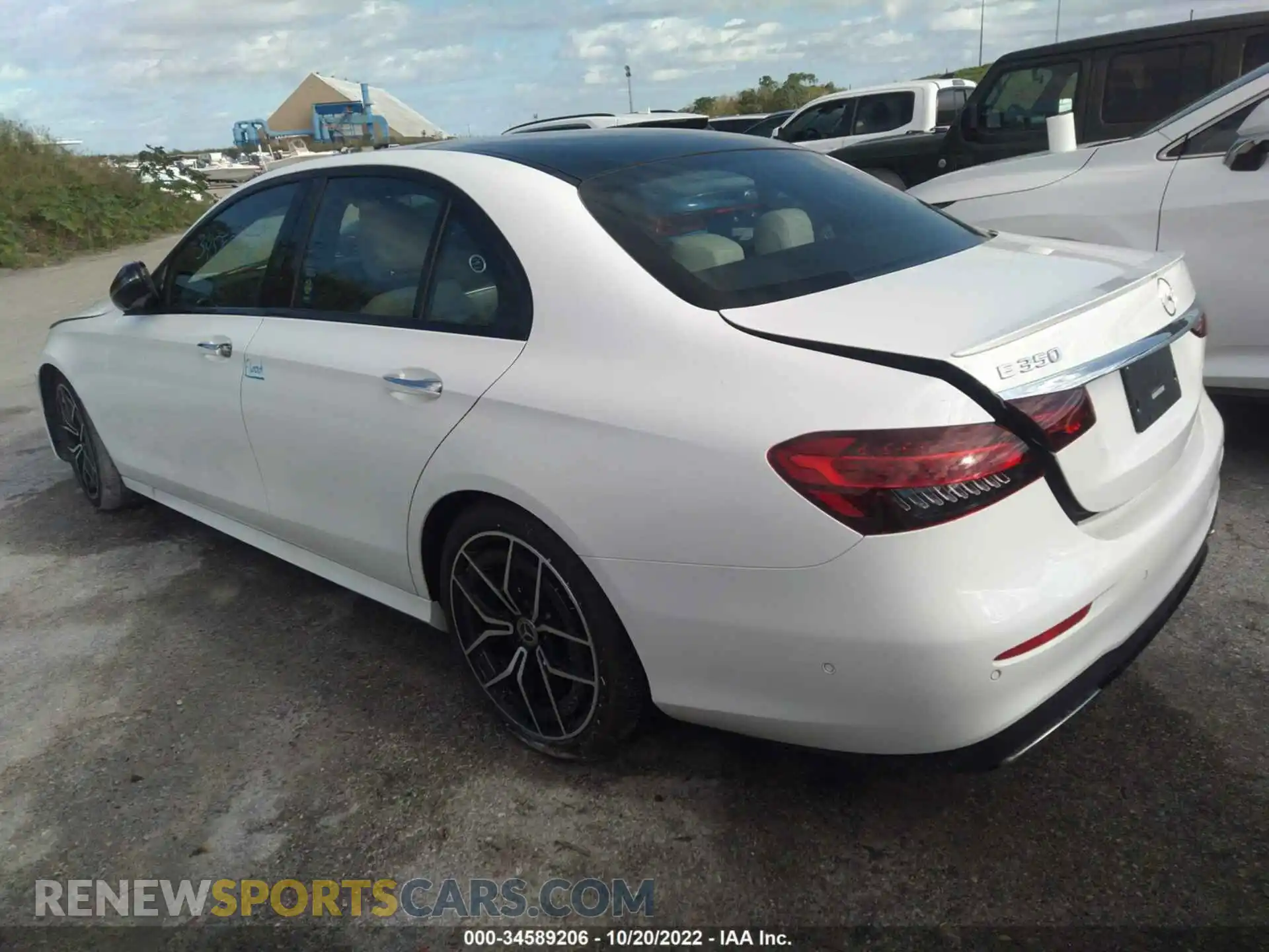 3 Photograph of a damaged car W1KZF8DBXMA964532 MERCEDES-BENZ E-CLASS 2021