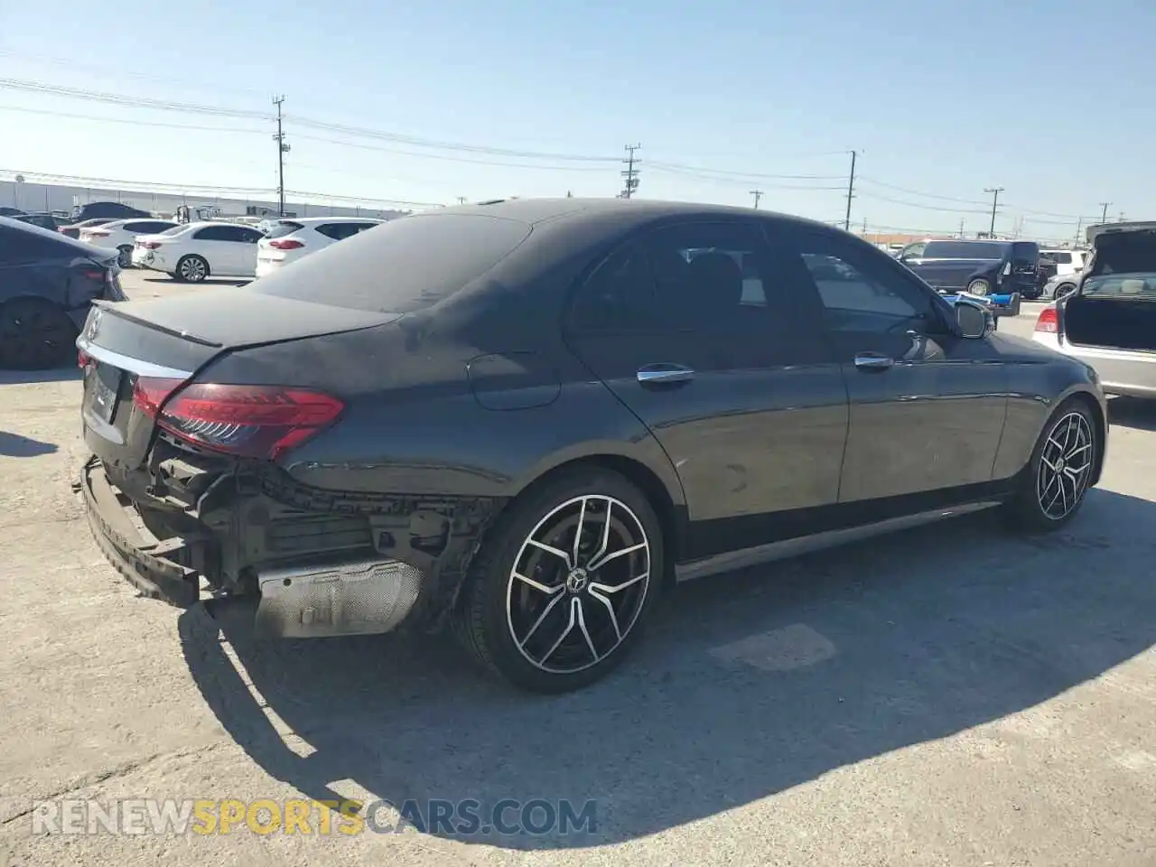 3 Photograph of a damaged car W1KZF8DBXMA981444 MERCEDES-BENZ E-CLASS 2021