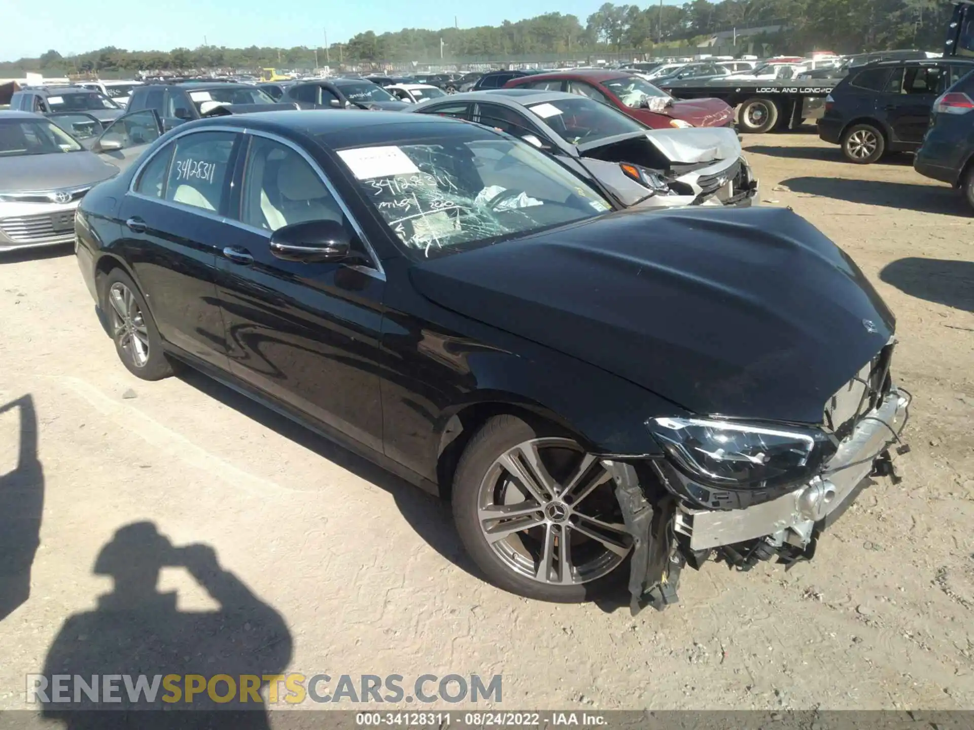 1 Photograph of a damaged car W1KZF8EB0MA886566 MERCEDES-BENZ E-CLASS 2021