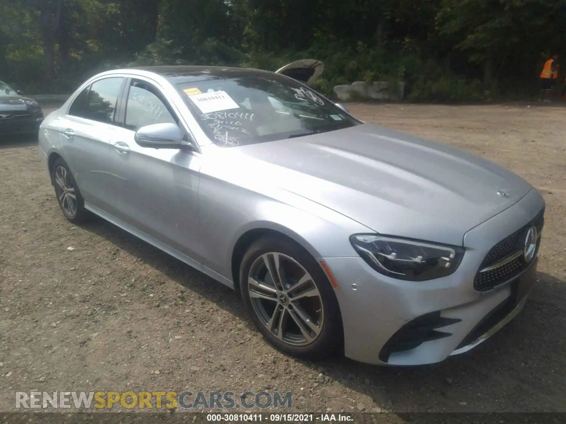 1 Photograph of a damaged car W1KZF8EB0MA944921 MERCEDES-BENZ E-CLASS 2021