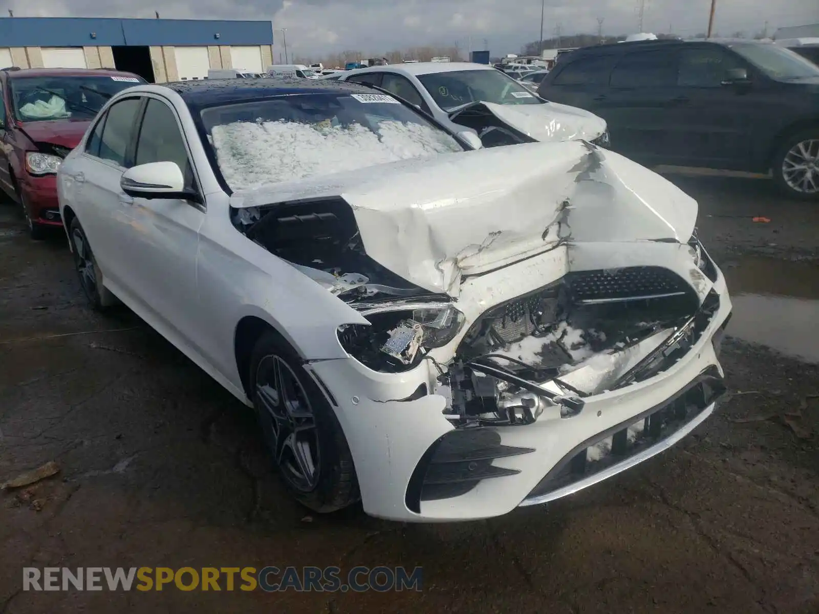 1 Photograph of a damaged car W1KZF8EB3MA901982 MERCEDES-BENZ E CLASS 2021