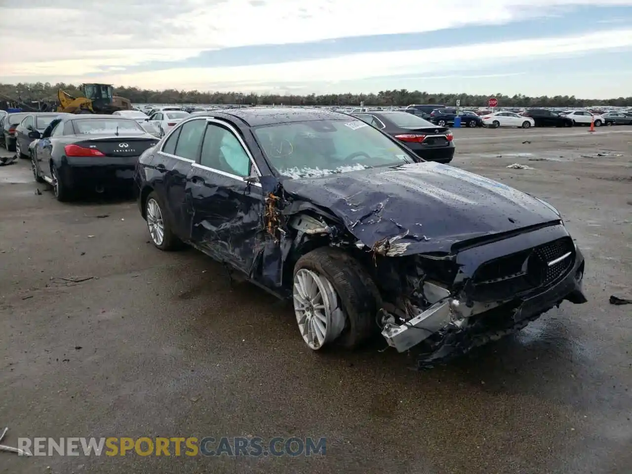 1 Photograph of a damaged car W1KZF8EB5MA924003 MERCEDES-BENZ E-CLASS 2021