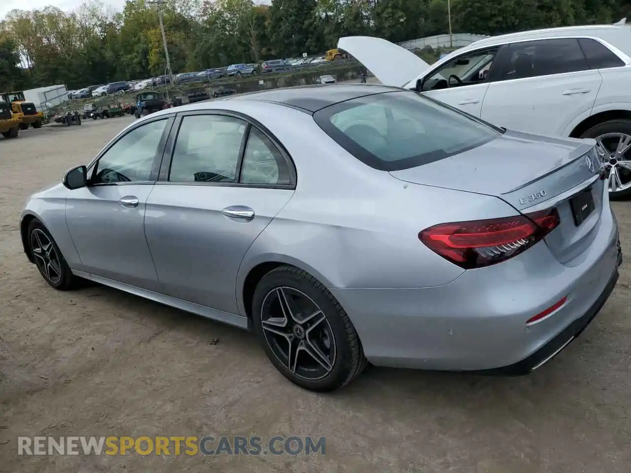 2 Photograph of a damaged car W1KZF8EBXMA955926 MERCEDES-BENZ E-CLASS 2021