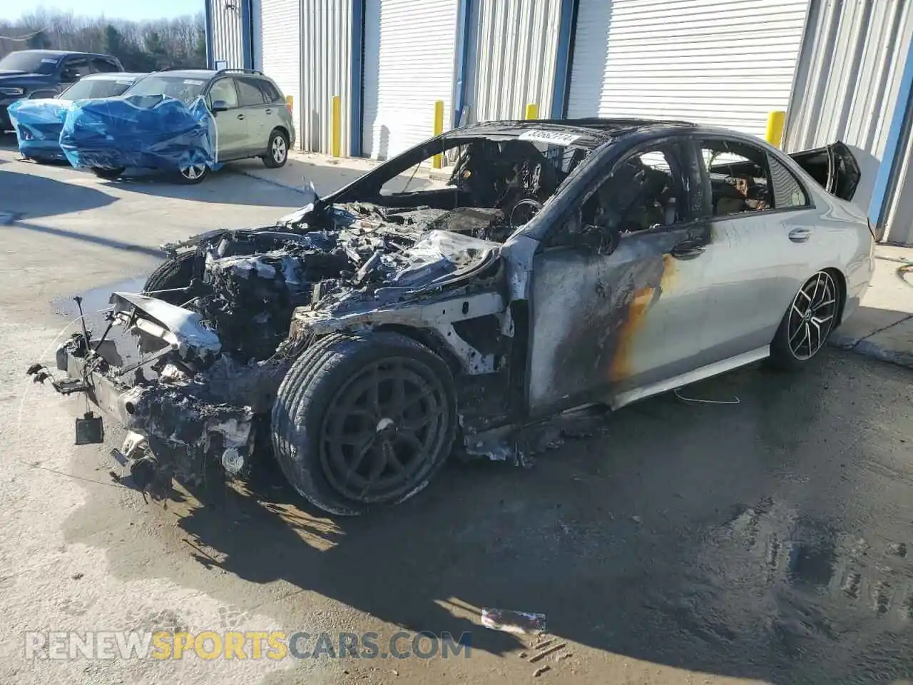 1 Photograph of a damaged car W1KZF8EBXMB000358 MERCEDES-BENZ E-CLASS 2021