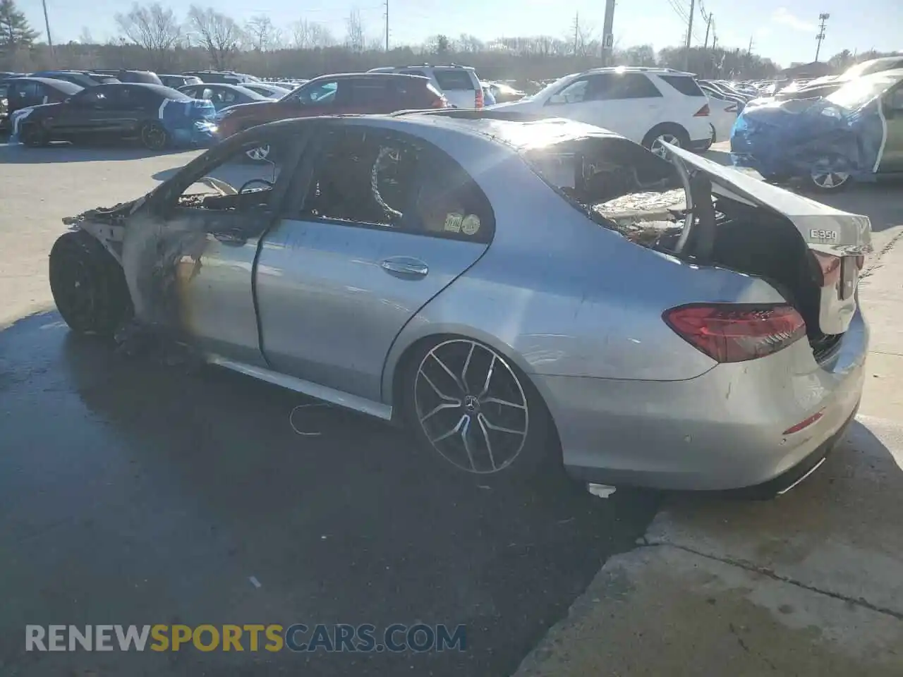 2 Photograph of a damaged car W1KZF8EBXMB000358 MERCEDES-BENZ E-CLASS 2021