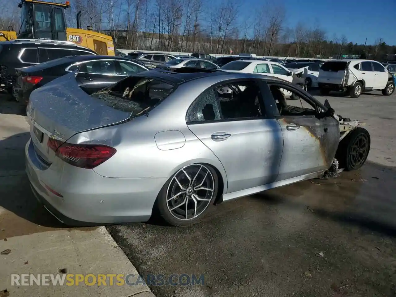 3 Photograph of a damaged car W1KZF8EBXMB000358 MERCEDES-BENZ E-CLASS 2021