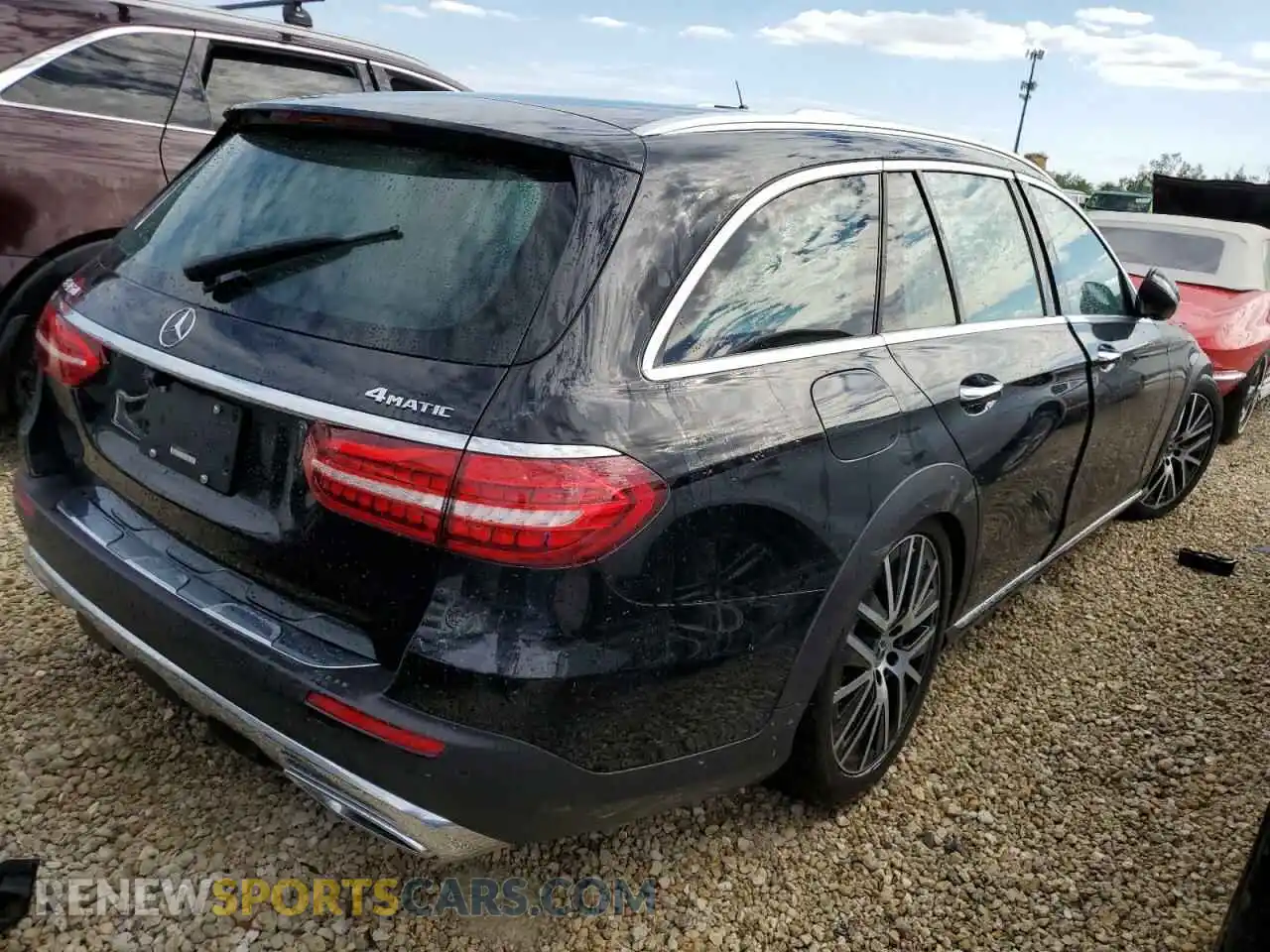3 Photograph of a damaged car W1KZH6AB3MA932041 MERCEDES-BENZ E-CLASS 2021