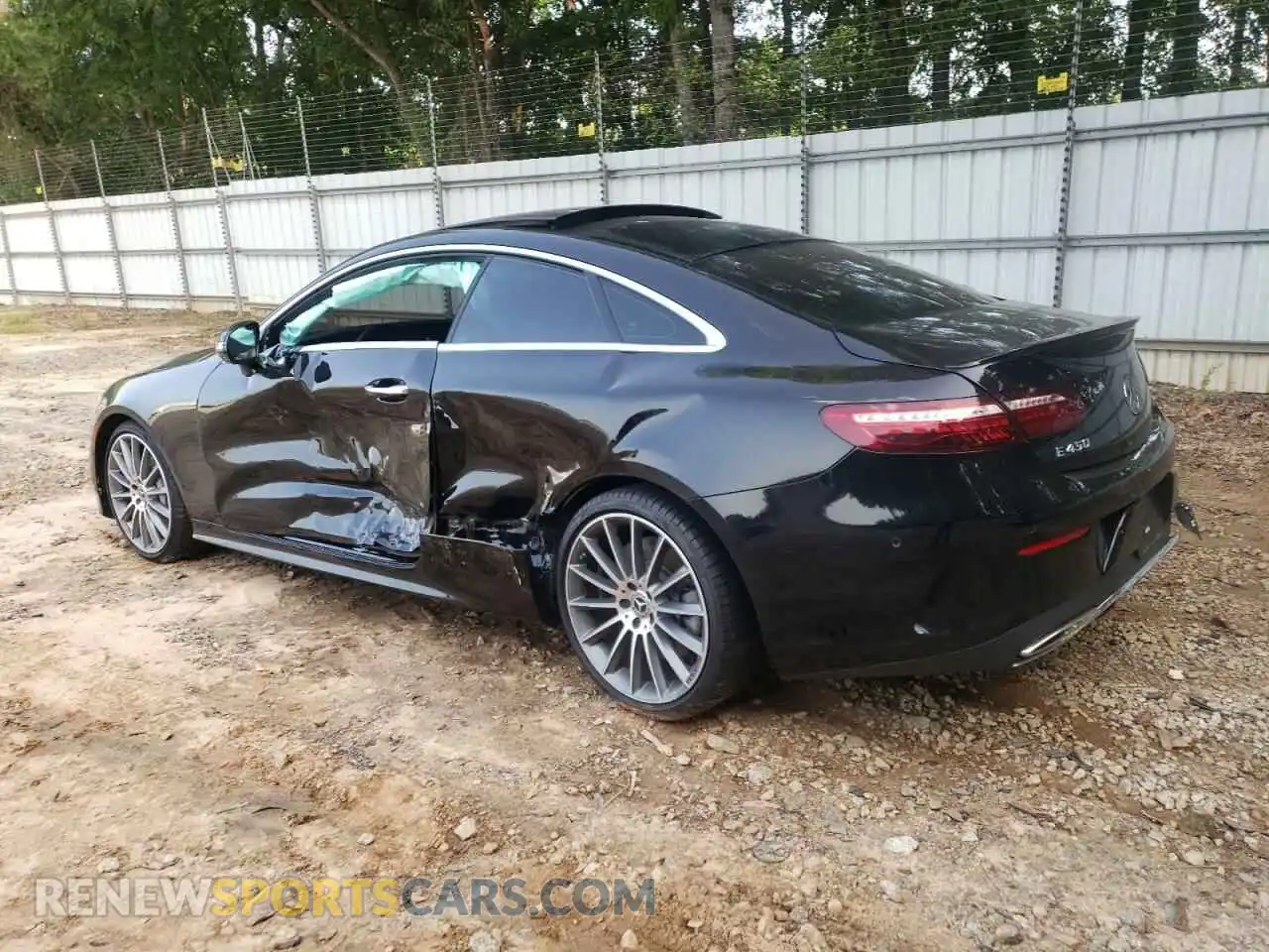 2 Photograph of a damaged car W1K1J5JB0NF184011 MERCEDES-BENZ E-CLASS 2022
