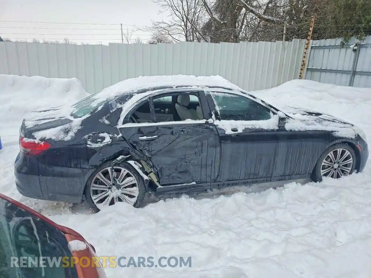 3 Фотография поврежденного автомобиля W1KZF5KB4NB048913 MERCEDES-BENZ E-CLASS 2022