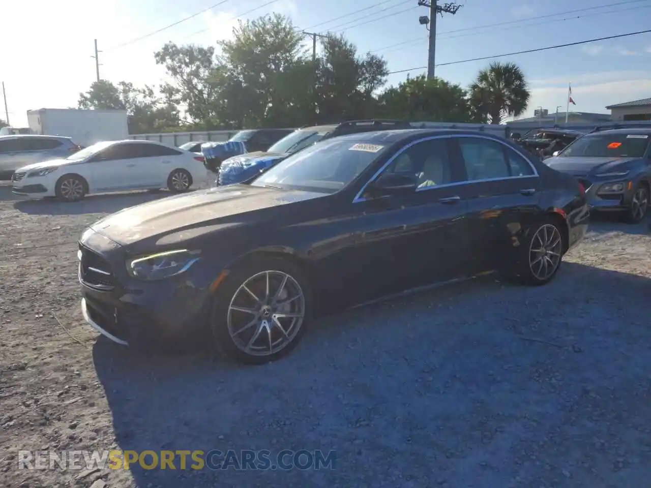 1 Photograph of a damaged car W1KZF5KB7NB011354 MERCEDES-BENZ E-CLASS 2022