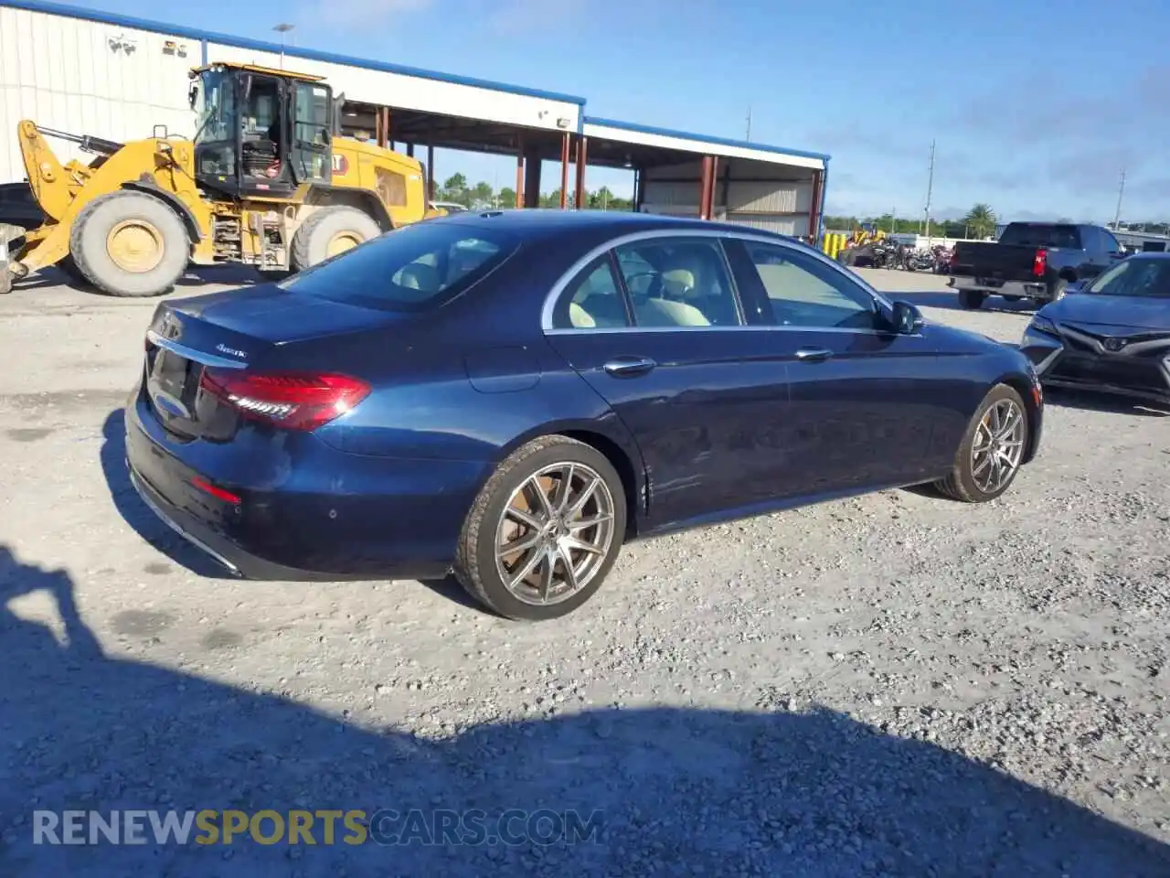 3 Photograph of a damaged car W1KZF5KB7NB011354 MERCEDES-BENZ E-CLASS 2022