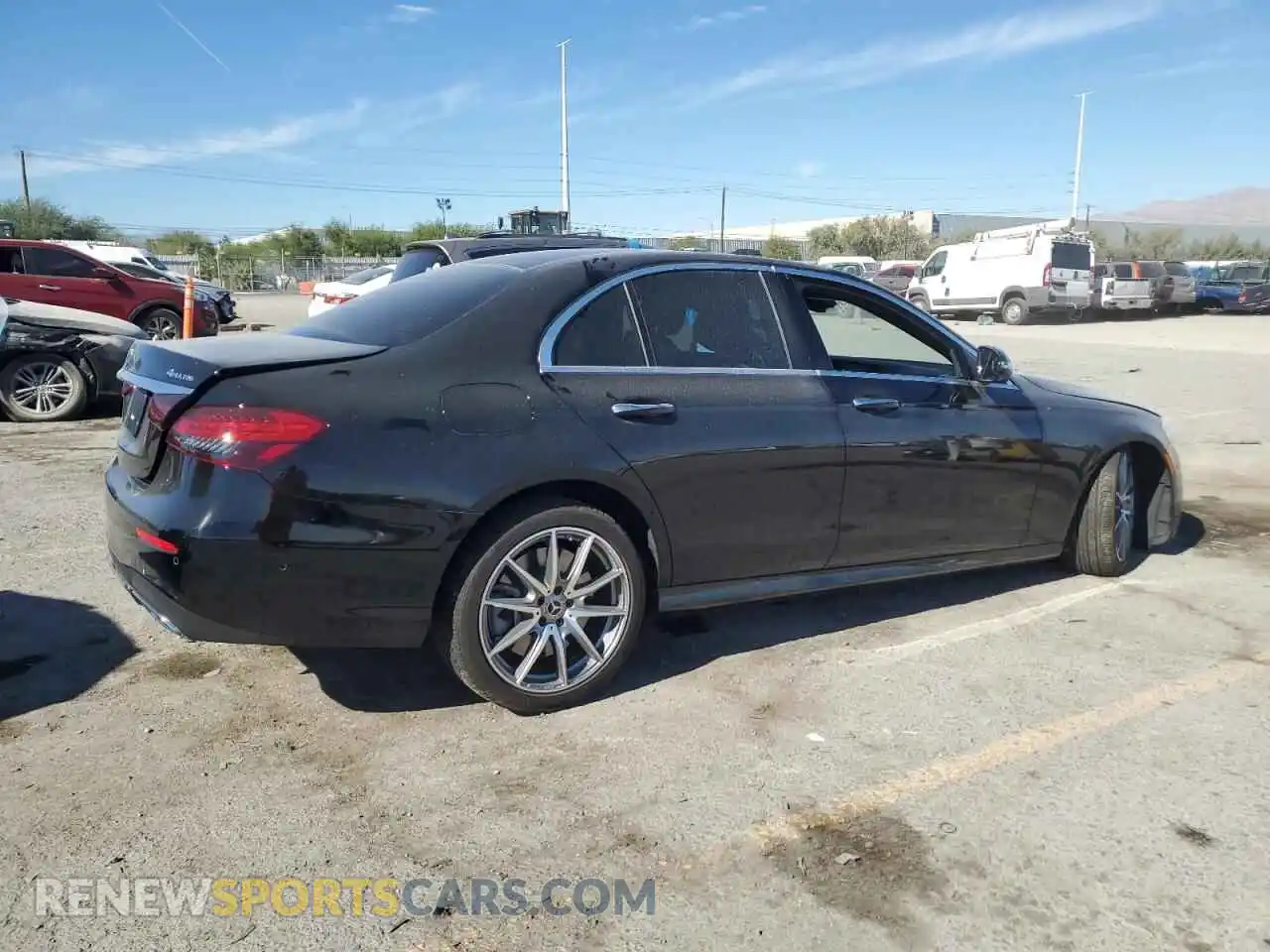 3 Photograph of a damaged car W1KZF5KB7NB083736 MERCEDES-BENZ E-CLASS 2022