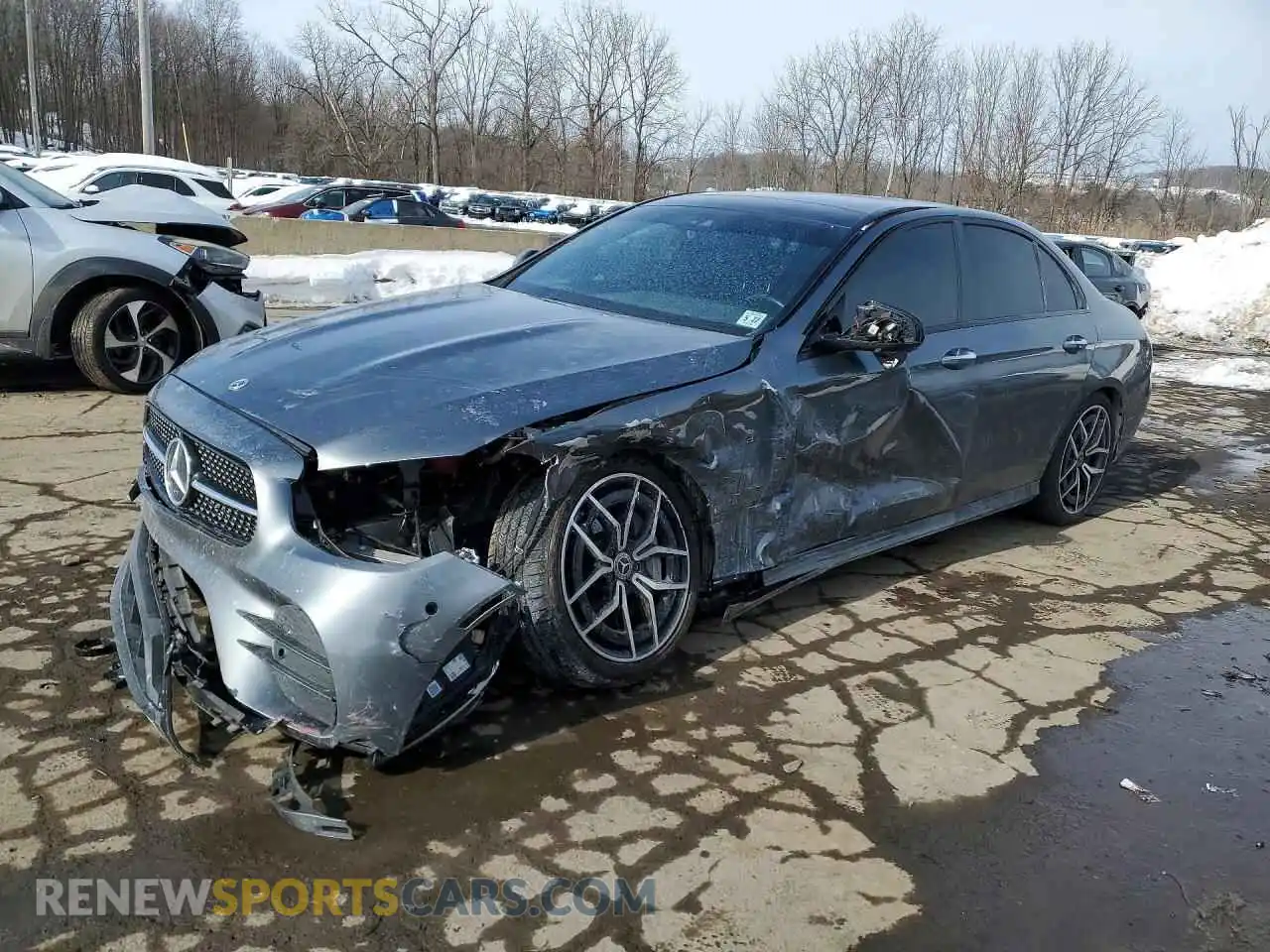 1 Photograph of a damaged car W1KZF5KBXNB035924 MERCEDES-BENZ E-CLASS 2022