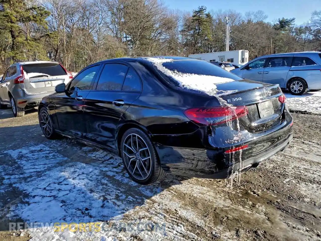 2 Photograph of a damaged car W1KZF8DB3NB098457 MERCEDES-BENZ E-CLASS 2022