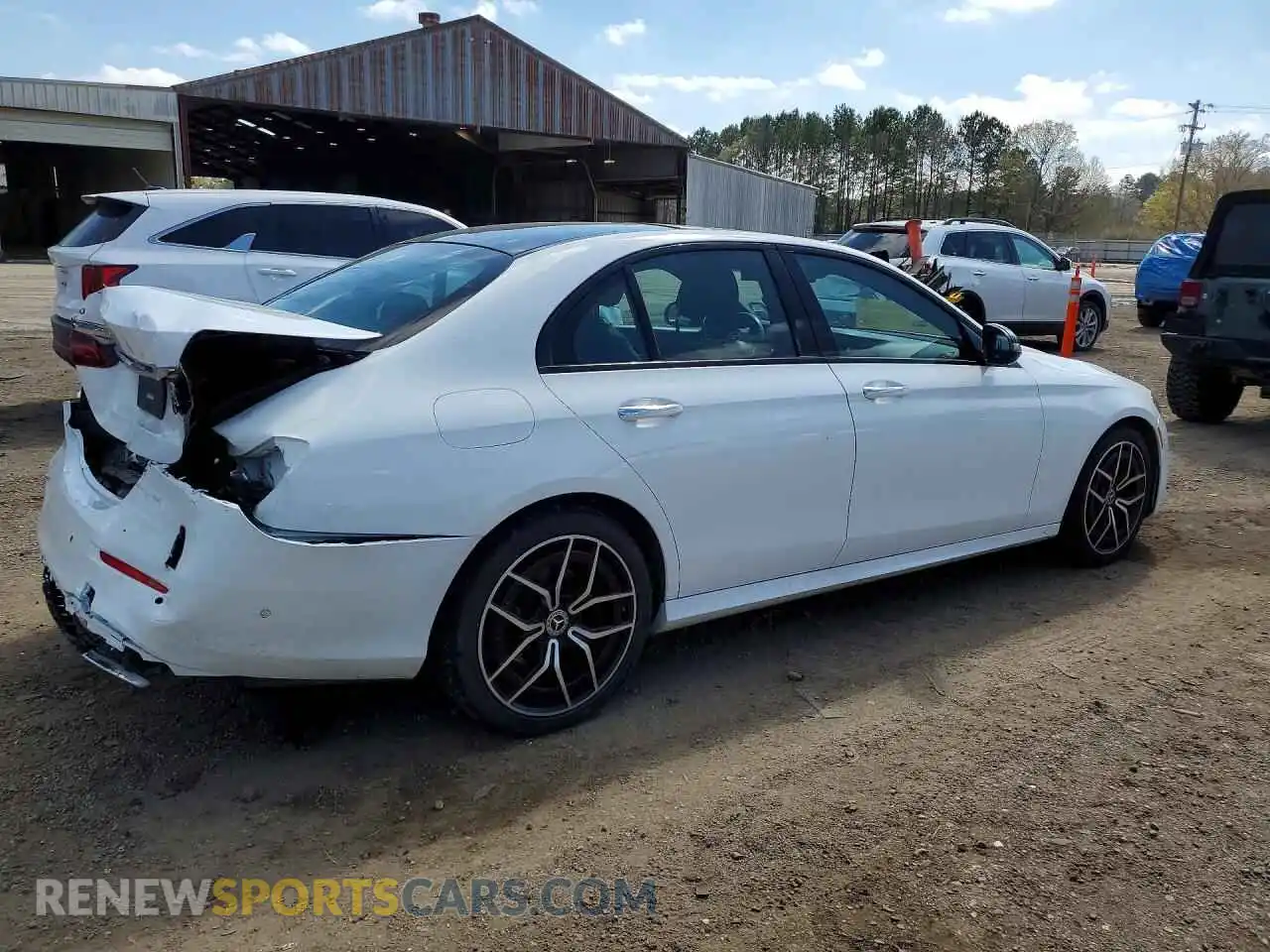 3 Photograph of a damaged car W1KZF8DB6NB074878 MERCEDES-BENZ E-CLASS 2022