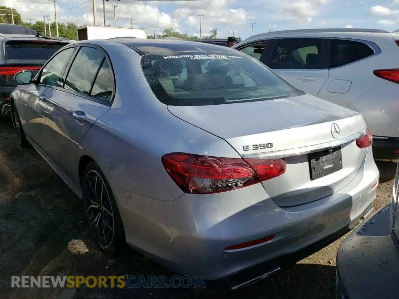 3 Photograph of a damaged car W1KZF8DB7NB091348 MERCEDES-BENZ E-CLASS 2022