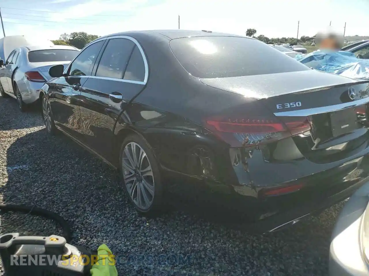 2 Photograph of a damaged car W1KZF8DB7NB096646 MERCEDES-BENZ E-CLASS 2022