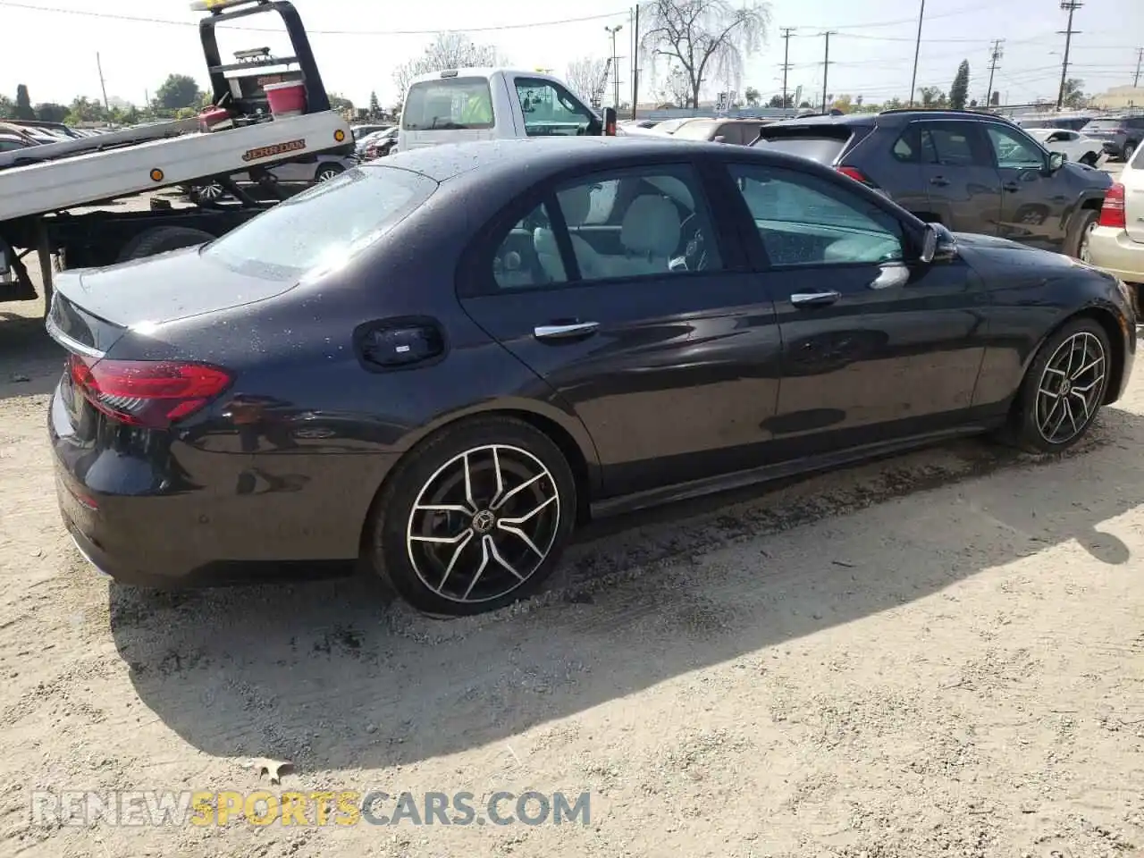 3 Photograph of a damaged car W1KZF8DB7NB096999 MERCEDES-BENZ E-CLASS 2022