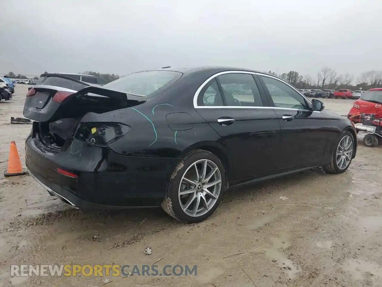3 Photograph of a damaged car W1KZF8DB8NB071416 MERCEDES-BENZ E-CLASS 2022