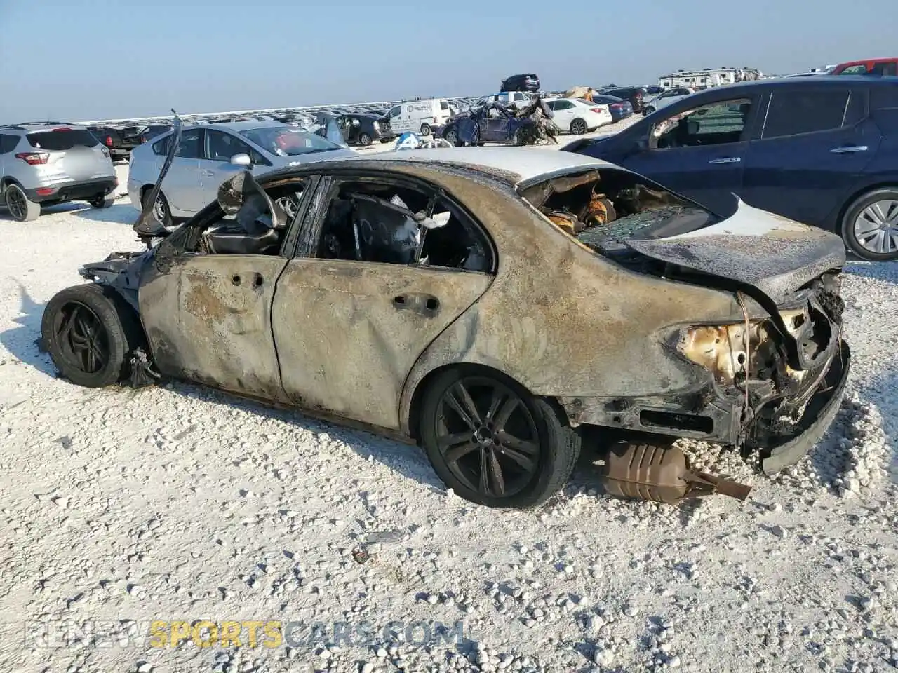 2 Photograph of a damaged car W1KZF8DB9NB070551 MERCEDES-BENZ E-CLASS 2022