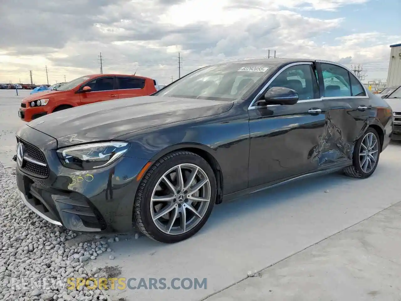 1 Photograph of a damaged car W1KZF8DBXNB050194 MERCEDES-BENZ E-CLASS 2022